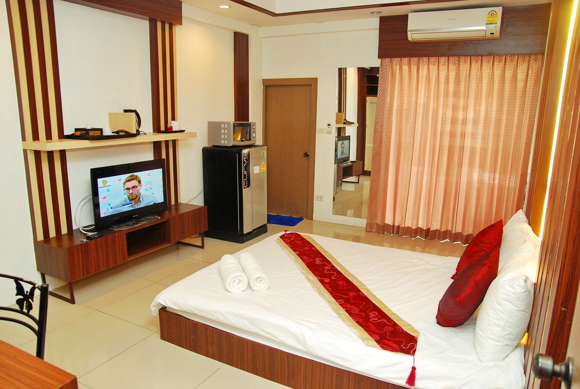 Ze Residence Bangkok Esterno foto